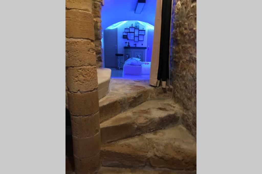 Les Secrets d'Alcôve, nuits Romantiques avec SPA Aix-en-Provence Extérieur photo