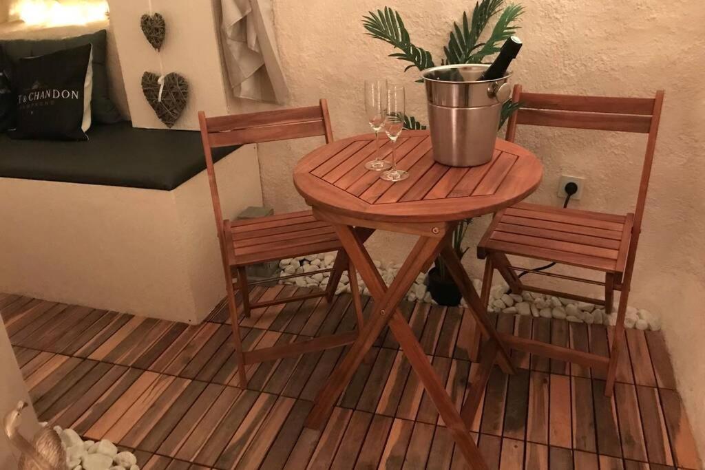 Les Secrets d'Alcôve, nuits Romantiques avec SPA Aix-en-Provence Extérieur photo
