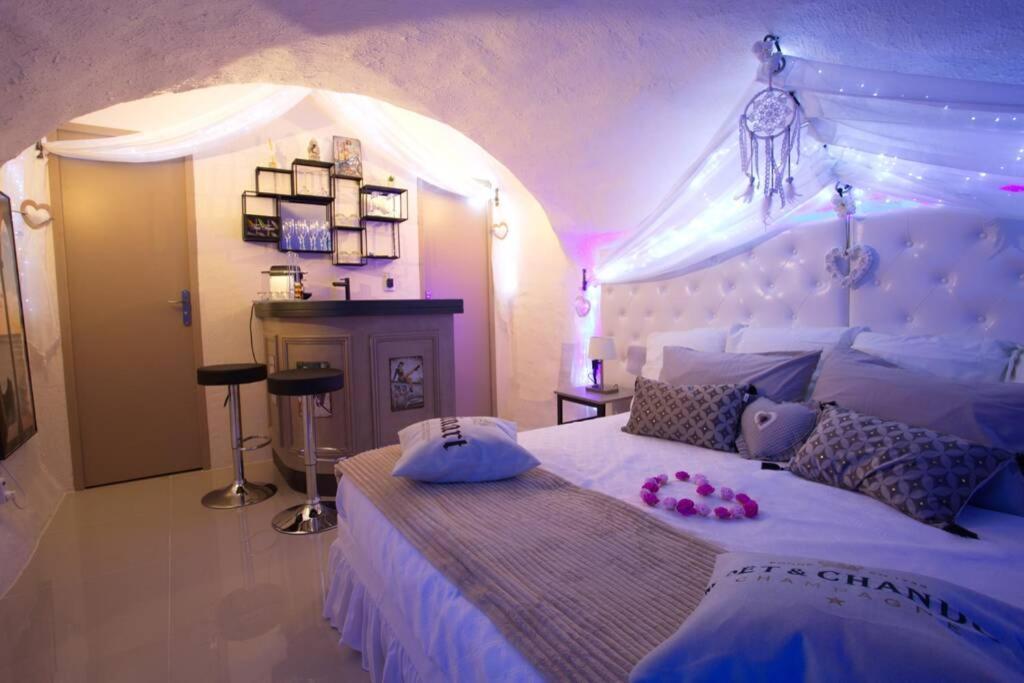 Les Secrets d'Alcôve, nuits Romantiques avec SPA Aix-en-Provence Extérieur photo