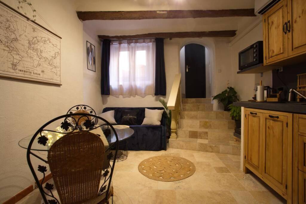 Les Secrets d'Alcôve, nuits Romantiques avec SPA Aix-en-Provence Extérieur photo