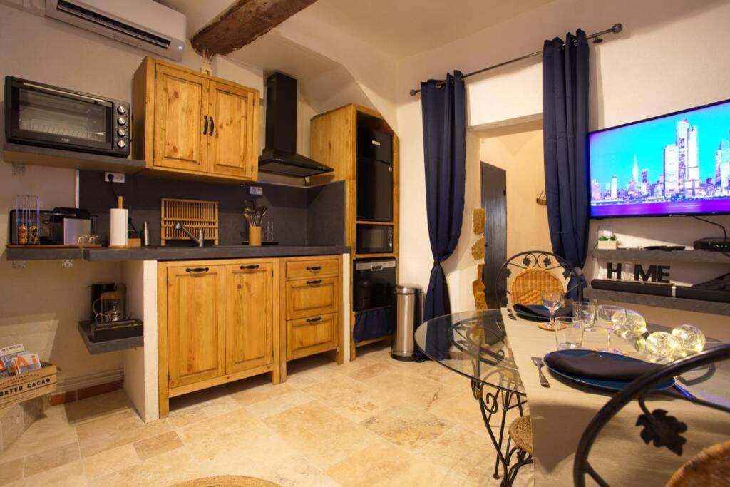 Les Secrets d'Alcôve, nuits Romantiques avec SPA Aix-en-Provence Extérieur photo